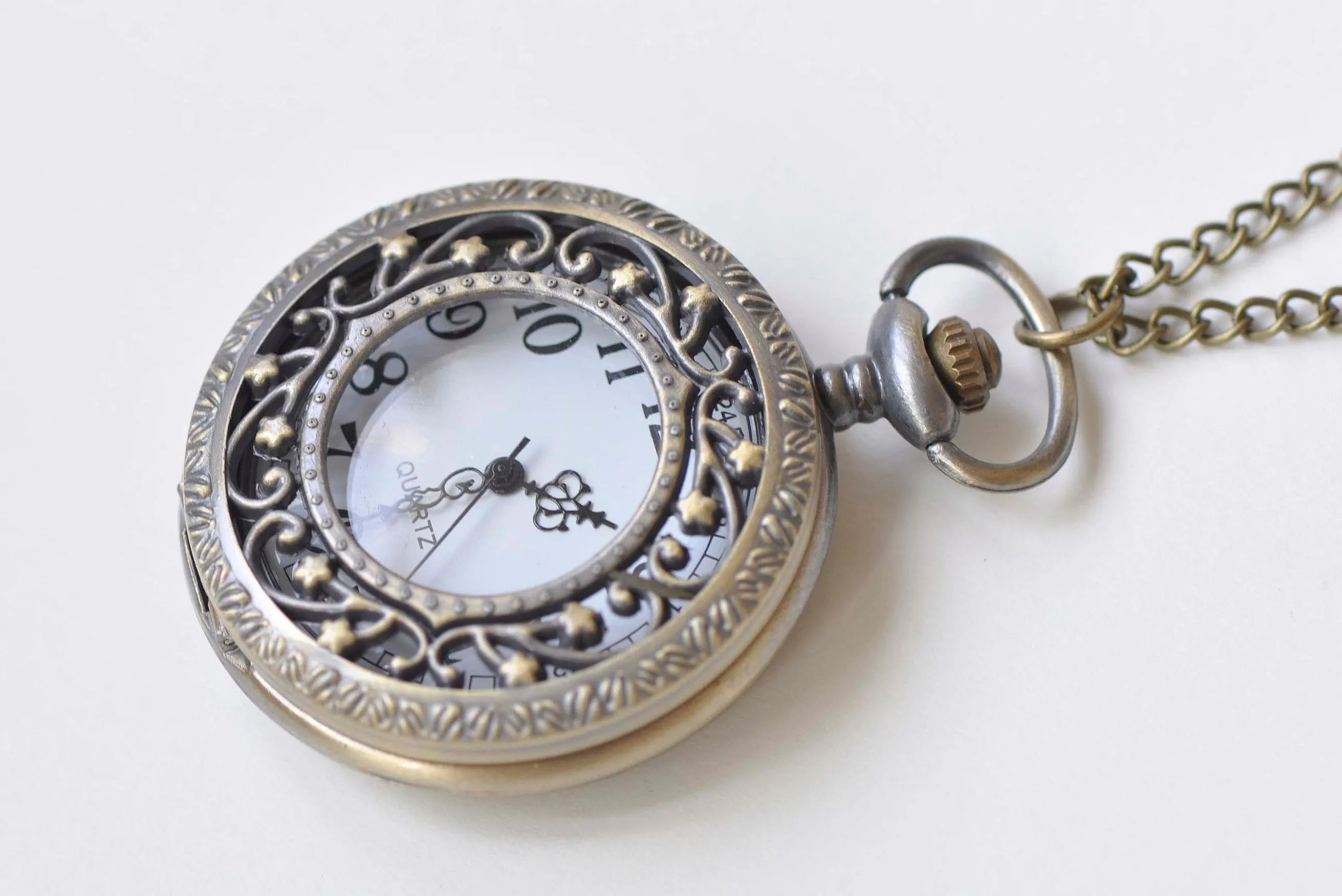 Antique Bronze Large Flower Leaf Pocket Watch Necklace Set of 1 A2381