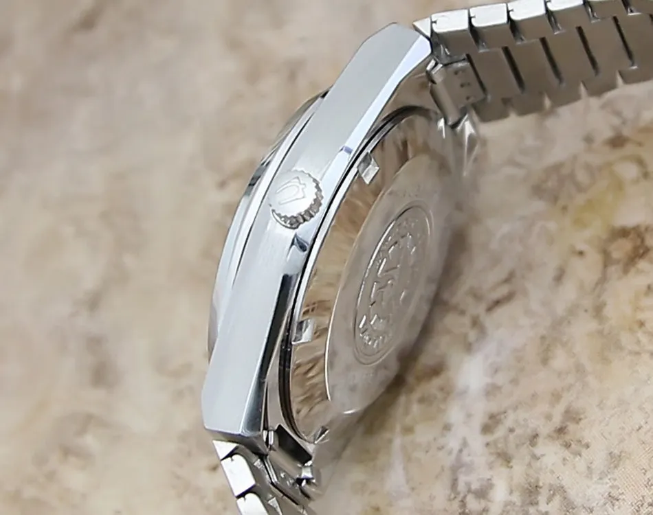 Bulova N9 Swiss Made Day Date Auto 36mm Men's 1970