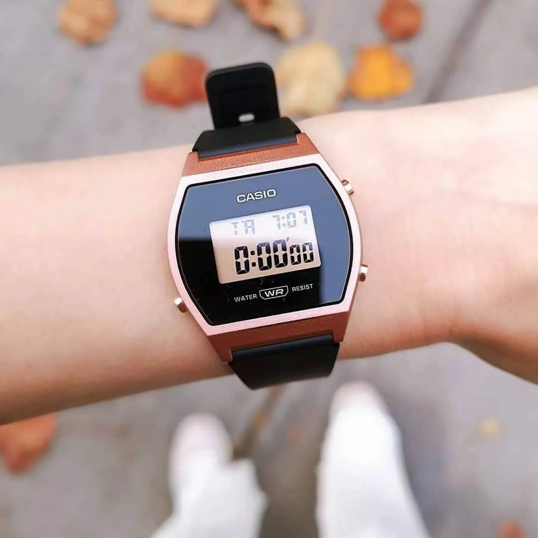 Casio Vintage Digital Watch LW-204-1ADF