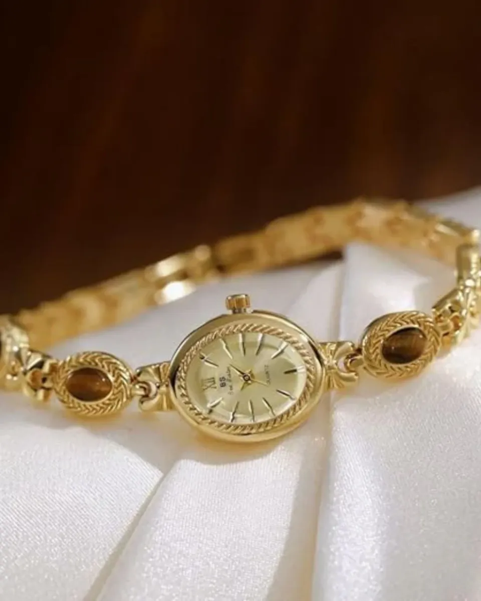 Celestina – Vintage elegance – Oval dial watch