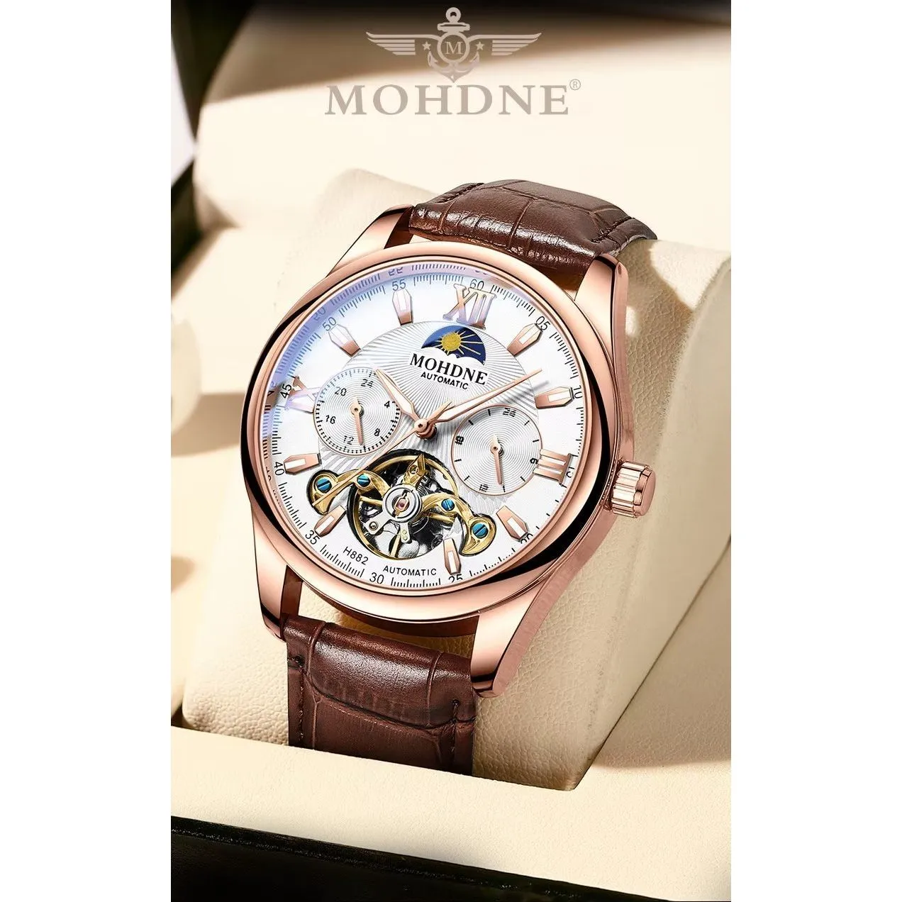 Elegant Leather Quartz Round Chronograph Watch