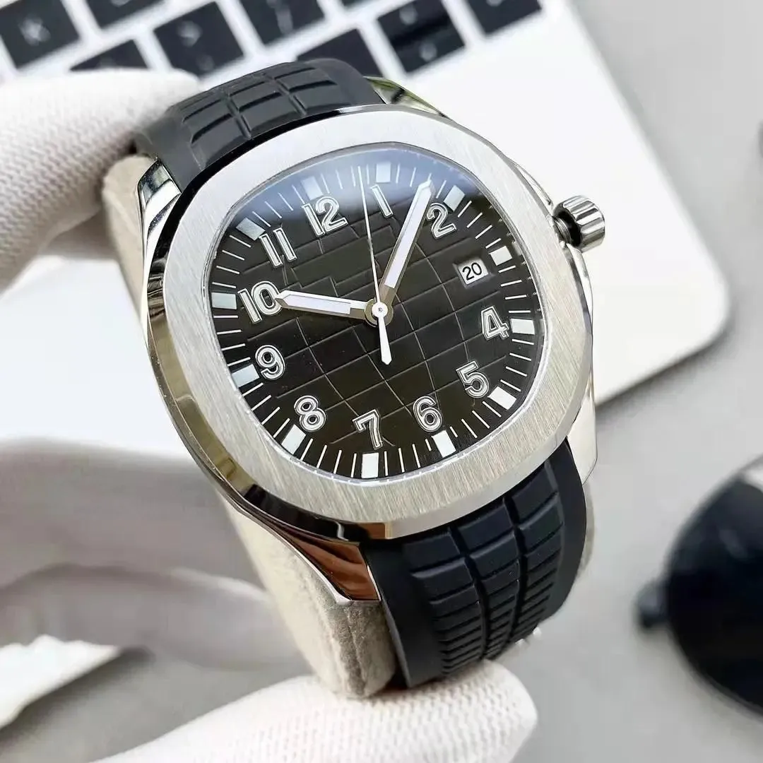 Fashion Classic Men's Watch Sports Silicone Sports Watch