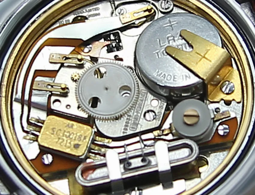 Girard Perregaux Swiss Made Vintage Mens SS Quartz Watch