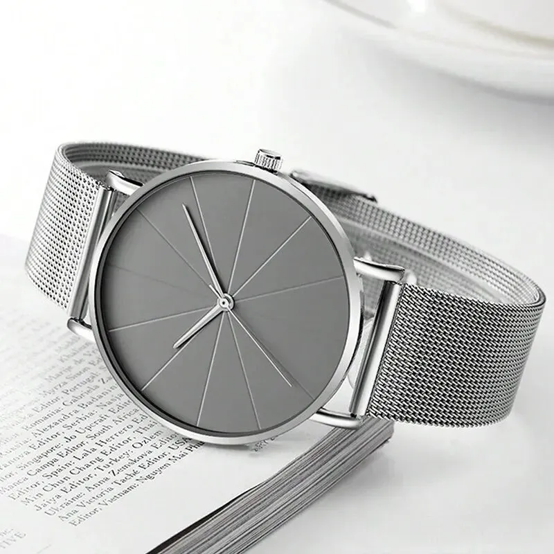 Minimalist Mesh: Quartz Watch