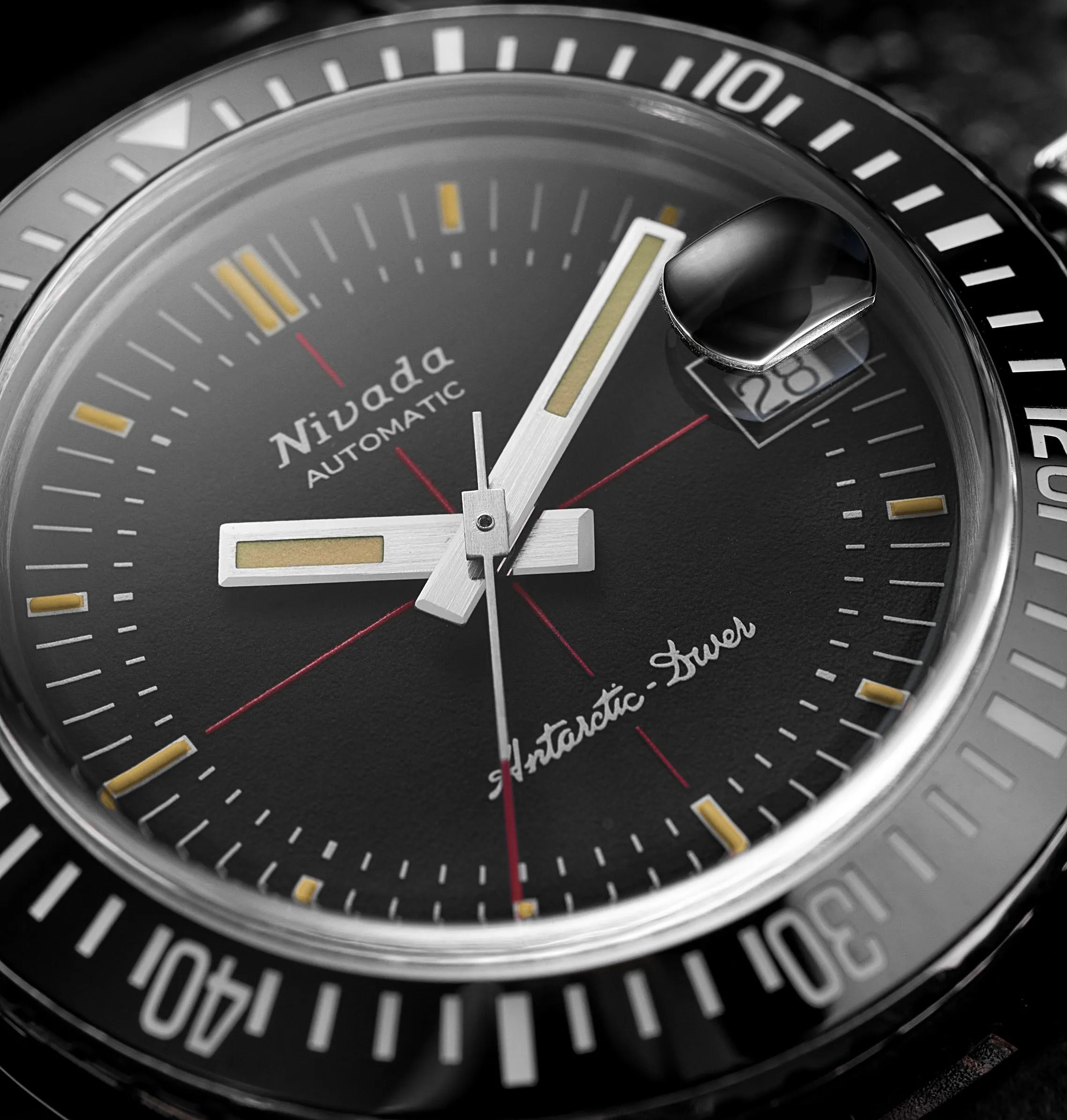 NIVADA GRENCHEN - Antarctic Date Diver | 32038A12