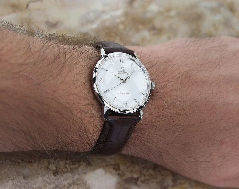 Omega Seamaster Cal 562 Vintage 1960s Men's Watch