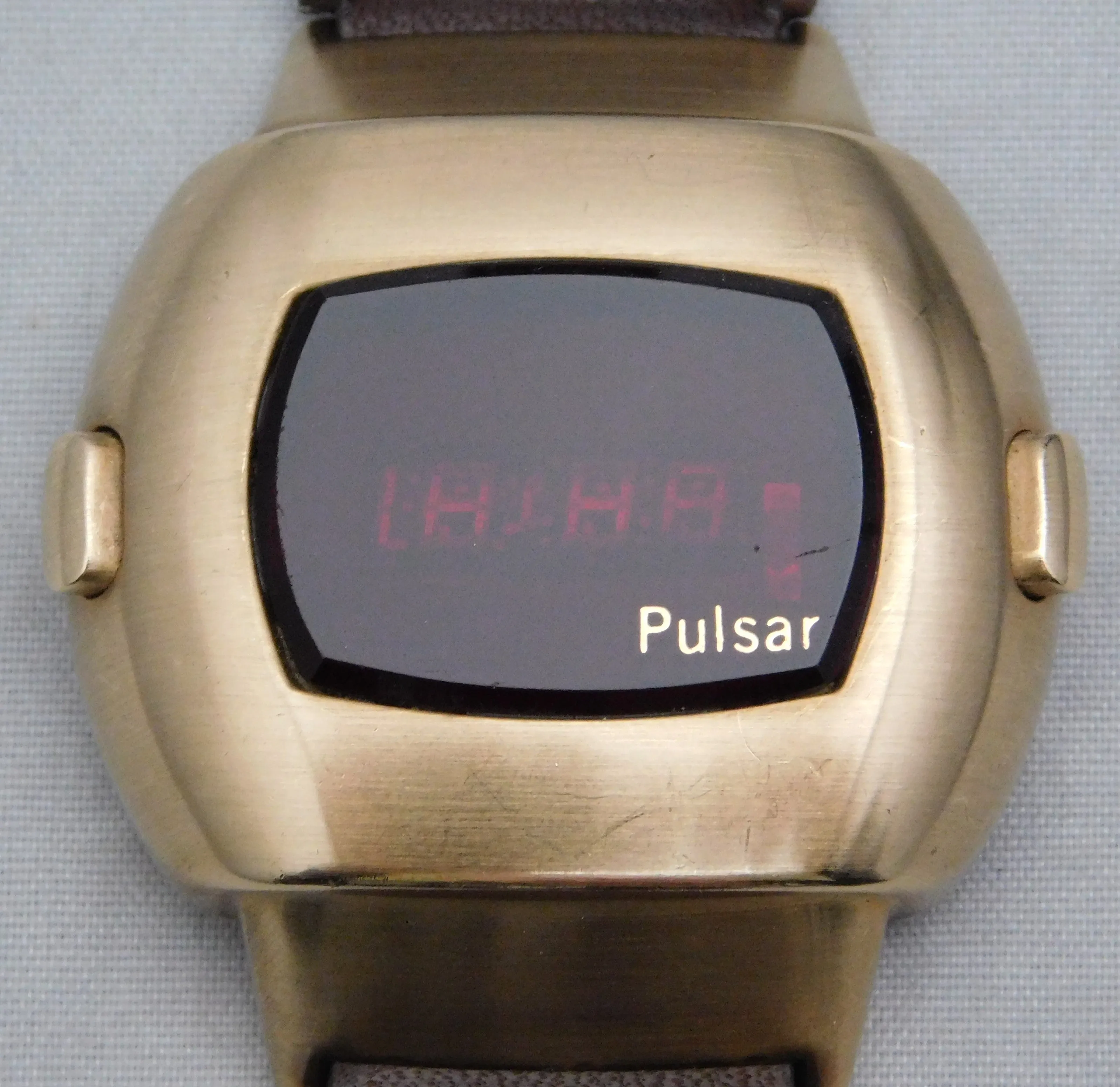 Pulsar Time Computer P3 Date Command 1973 14k Gold Filled Mens Watch....38mm
