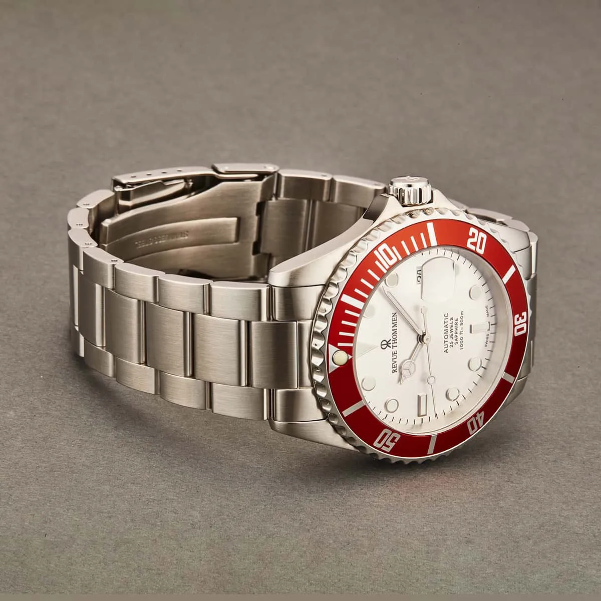 Revue Thommen Men's 17571.2126 'Diver' Silver Dial Stainless Steel Bracelet Swiss Automatic Watch