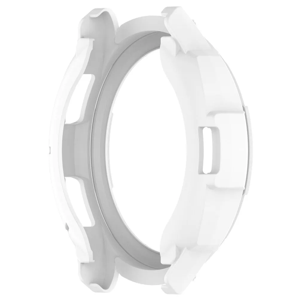 Samsung Galaxy Watch 6 Classic (43mm) rubber bumper case with bezel ring - white